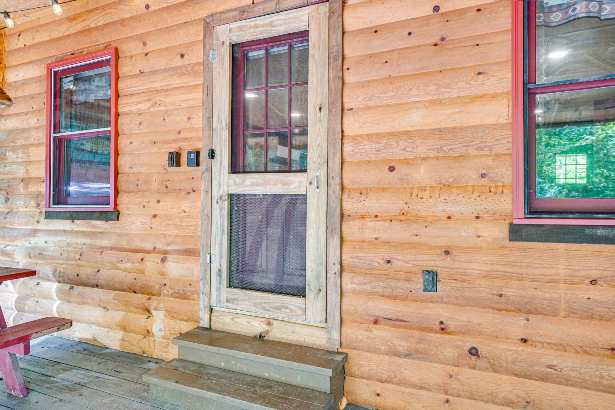 North Georgia Mtn Escape With Hot Tub And Games! Villa Sautee Nacoochee Екстериор снимка