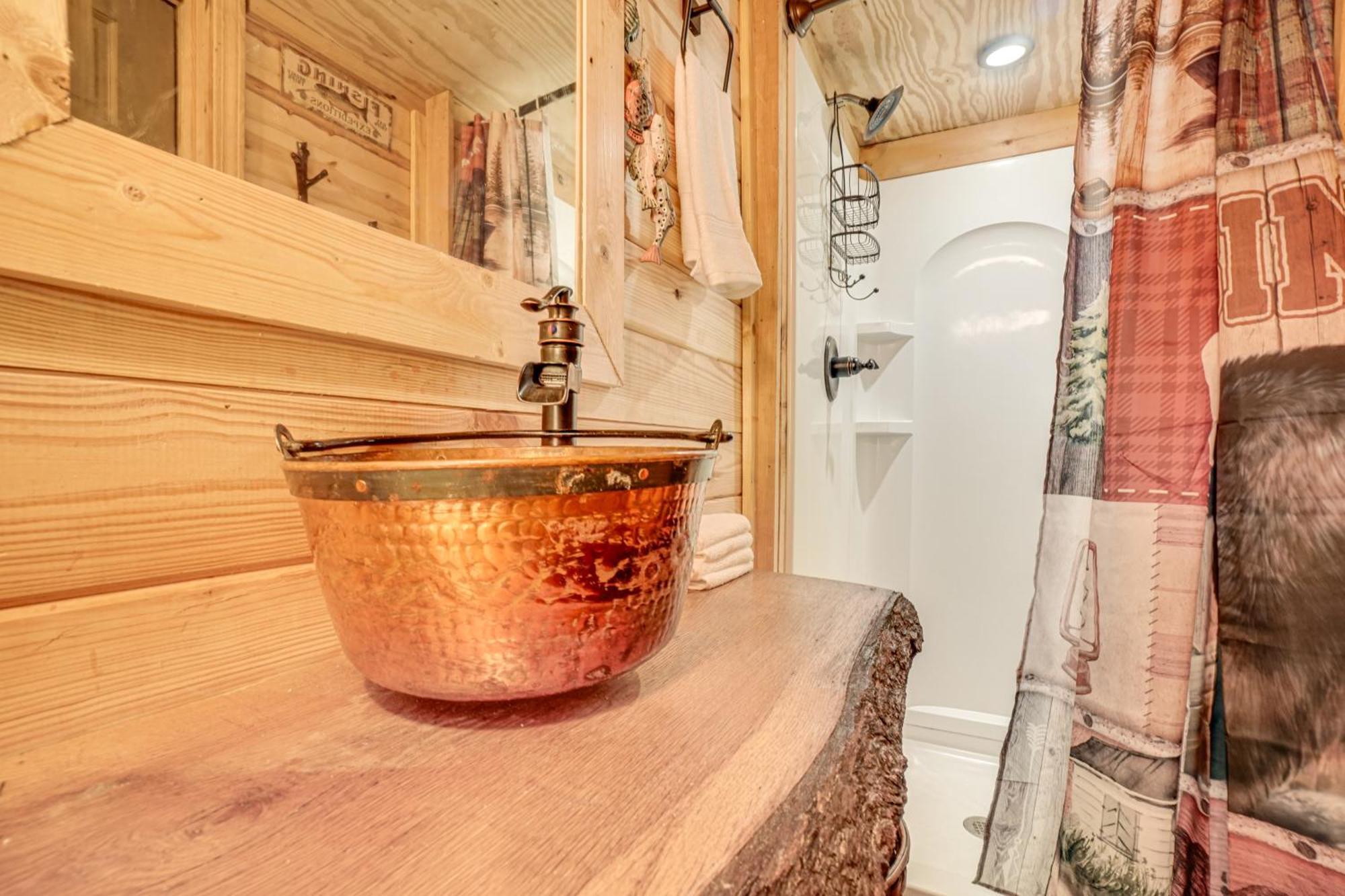 North Georgia Mtn Escape With Hot Tub And Games! Villa Sautee Nacoochee Екстериор снимка