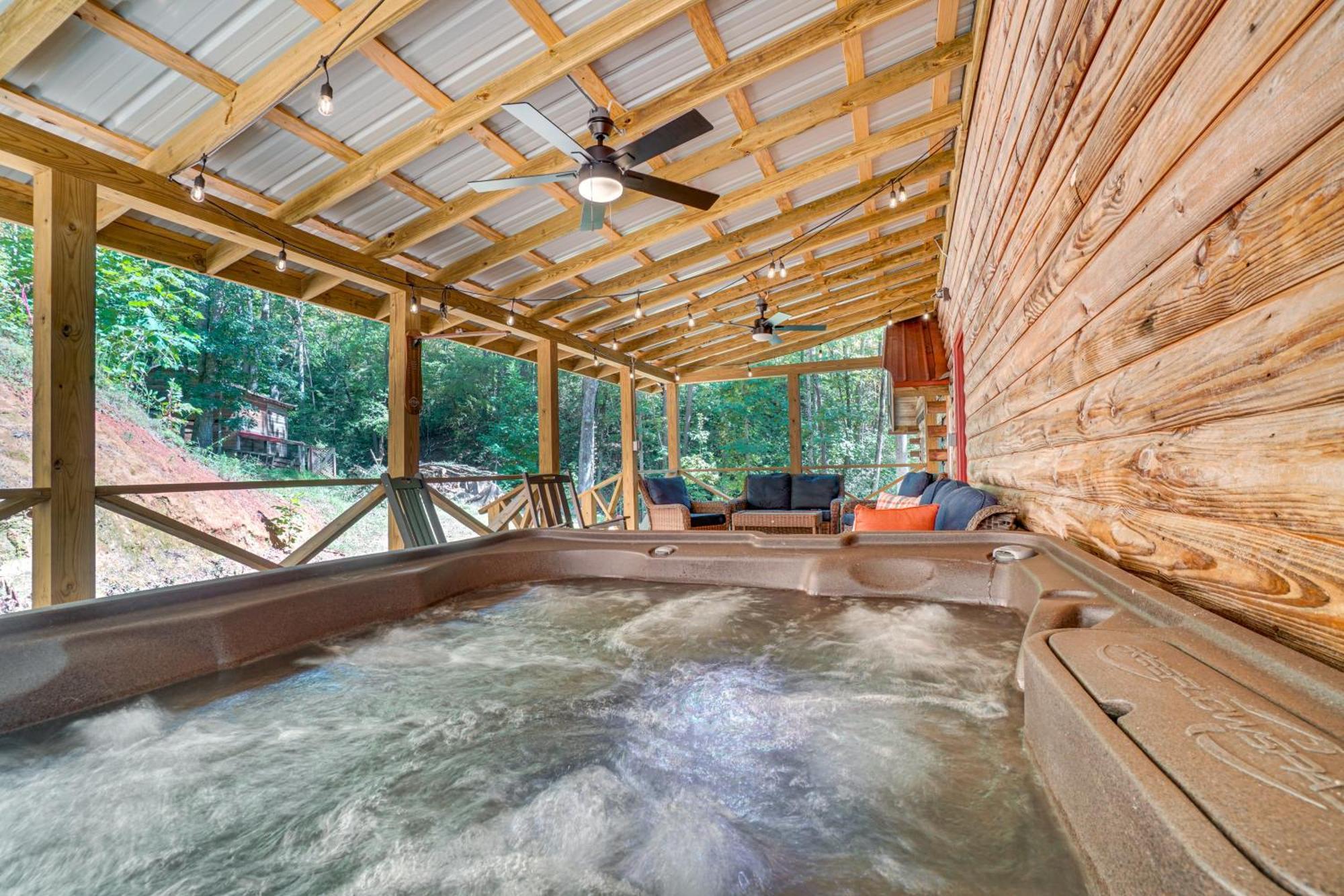 North Georgia Mtn Escape With Hot Tub And Games! Villa Sautee Nacoochee Екстериор снимка