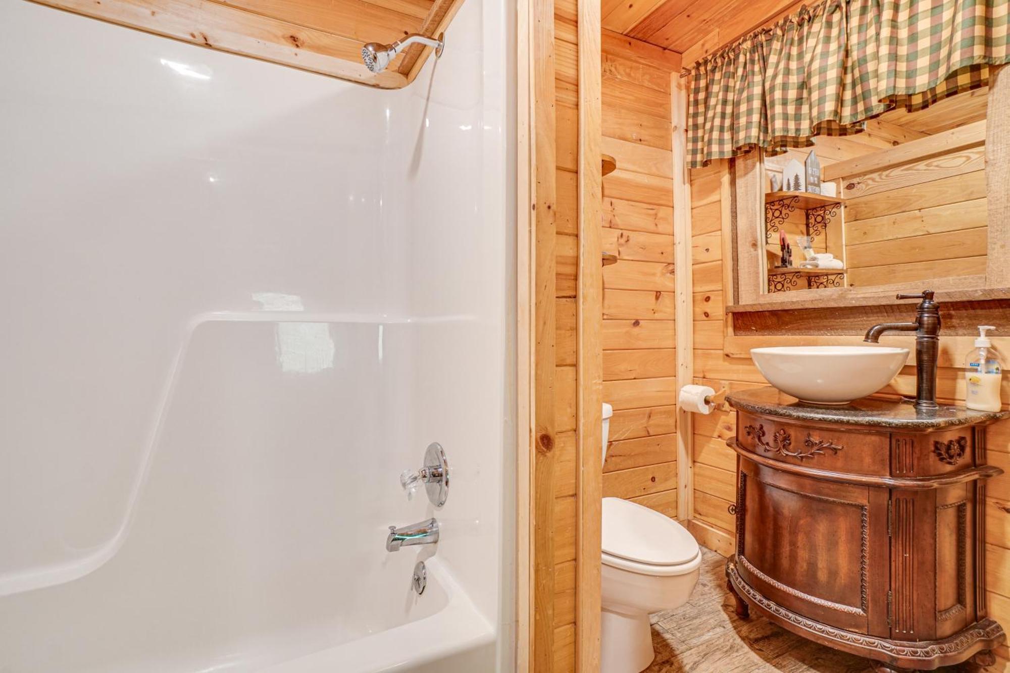 North Georgia Mtn Escape With Hot Tub And Games! Villa Sautee Nacoochee Екстериор снимка