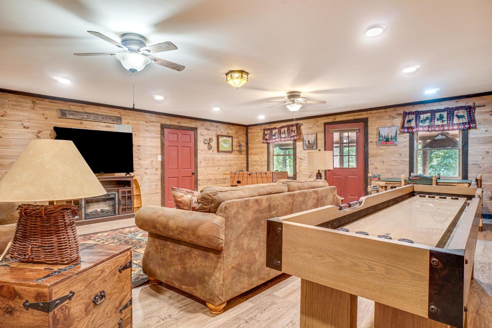 North Georgia Mtn Escape With Hot Tub And Games! Villa Sautee Nacoochee Екстериор снимка
